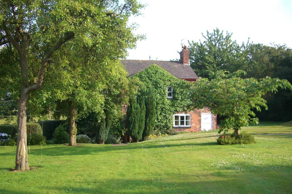 Little Bollington Ash Farm Country House מראה חיצוני תמונה